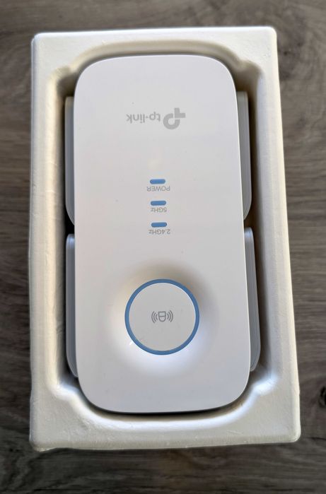 TP LINK RE650 Mesh Wi Fi extender
