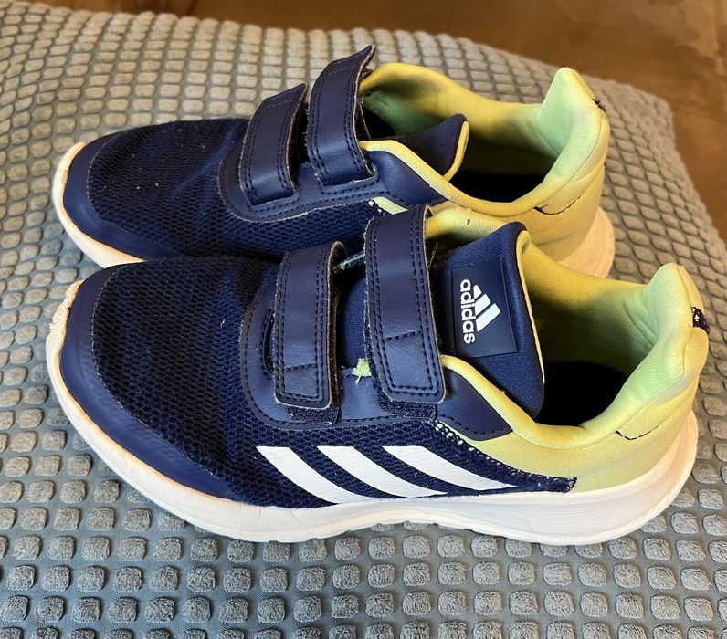 Adidas- детски маратонки