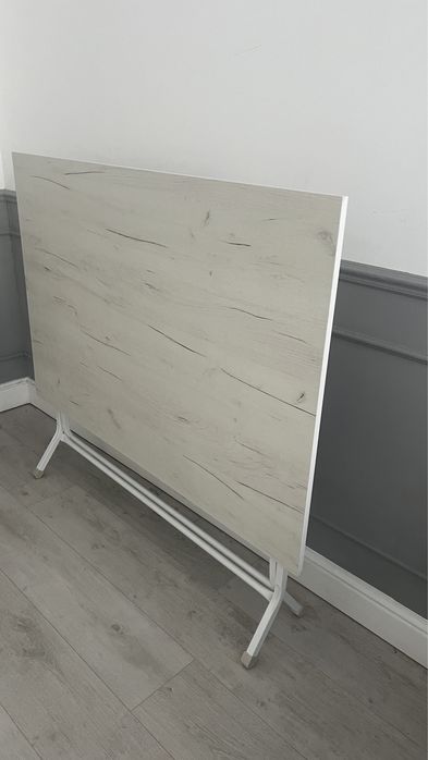 Продам стол