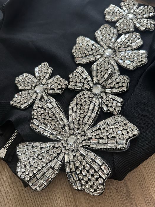 Compelu bandage, bluza si fusta