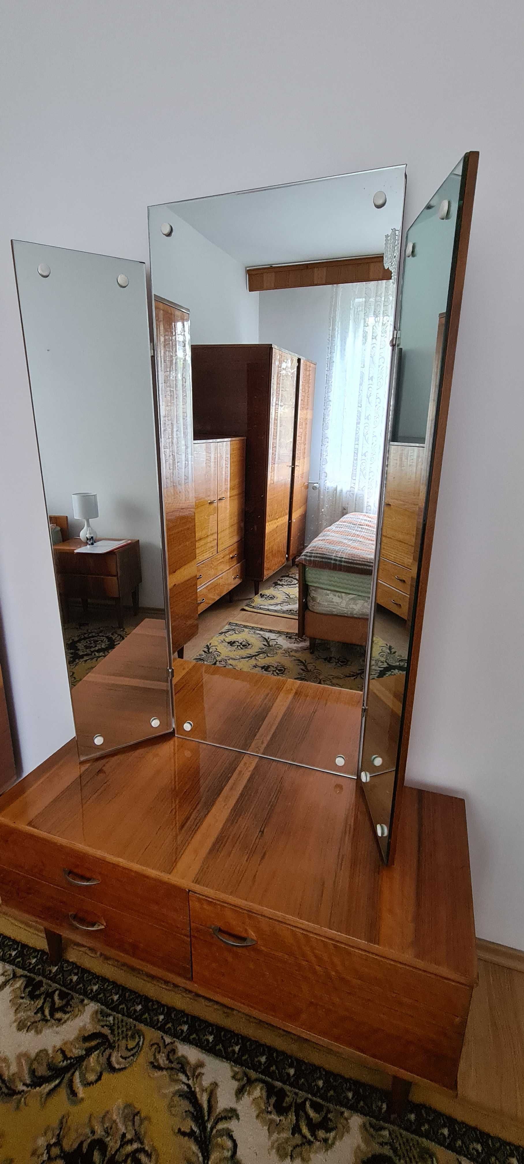 Vand mobilier dormitor