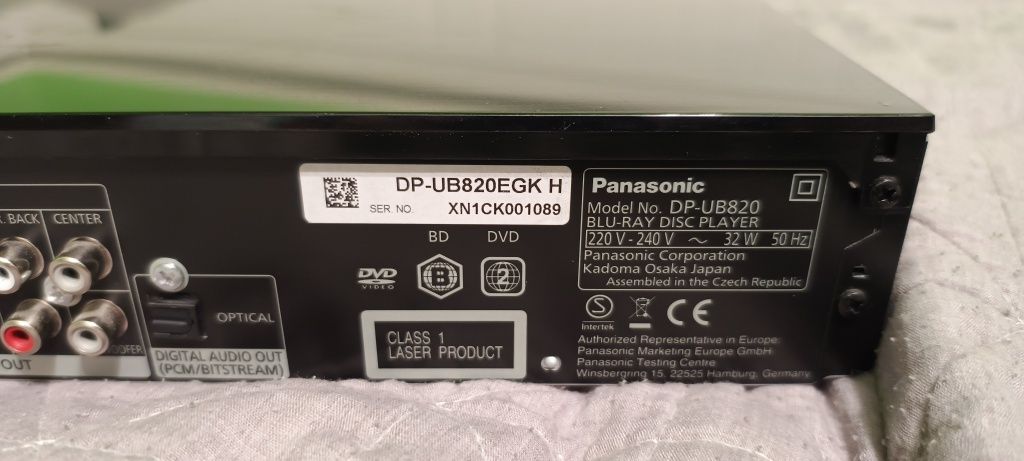 Vand Blu ray player Panasonic DP-UB820EGK, 4K, 7.1, HDR10 + 1 garantie