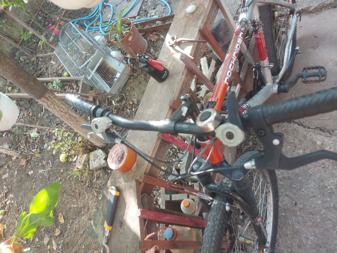 Bicicleta adulti 26 suspensie furca fata aluminiu ,500 lei