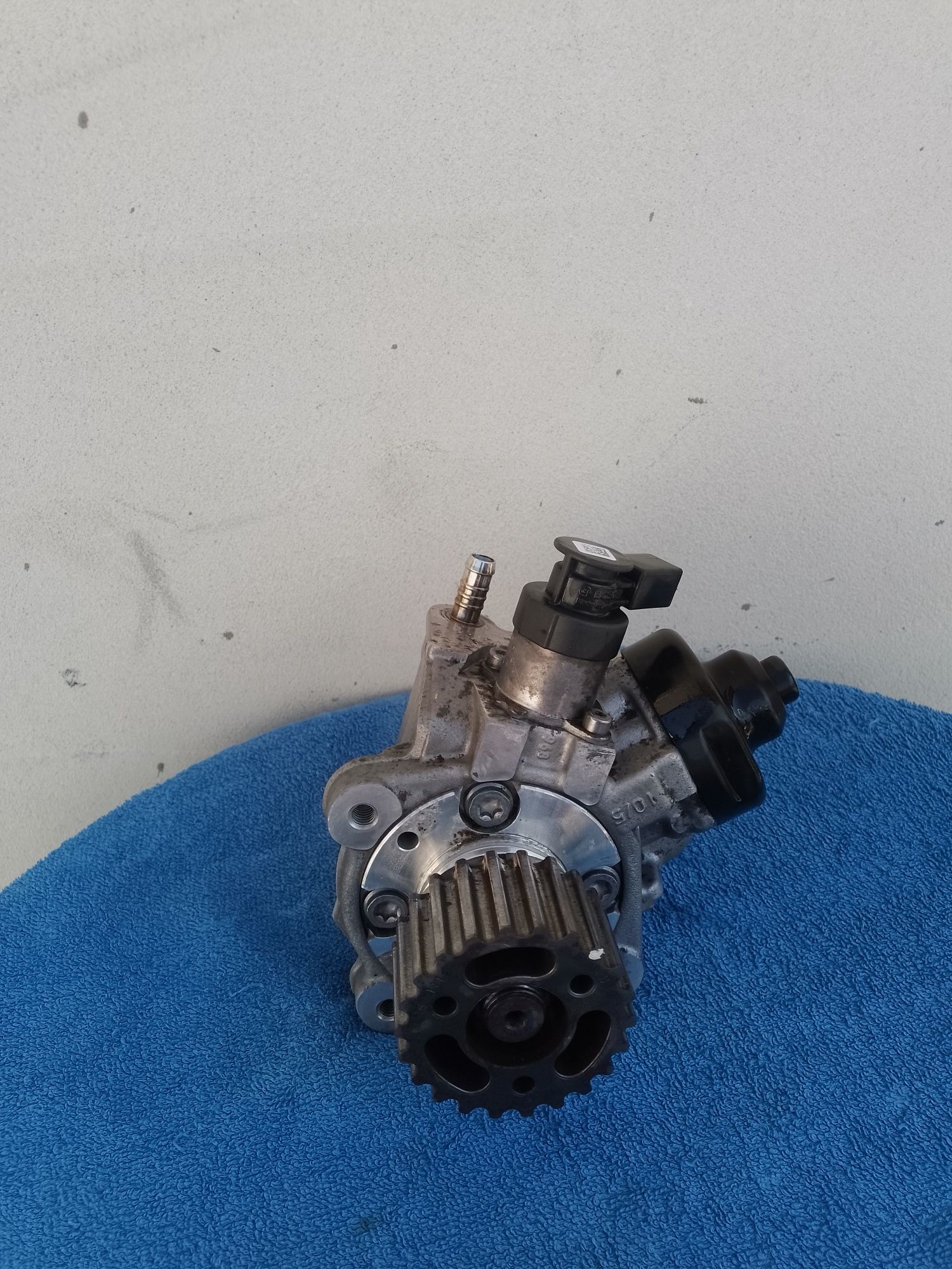Pompa înaltă presiune Audi A4 B8 2.0 TDi CAGA 03L130755
