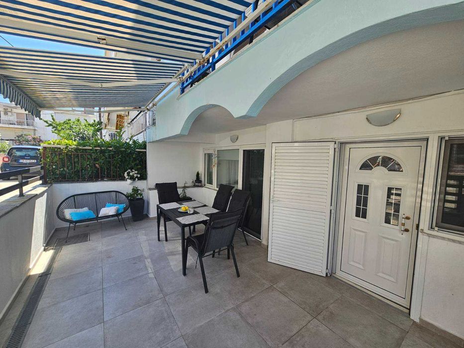 Продава се Тристаен апартамент в София, Лозенец - 80 кв.м за 1988 €/кв.м - Снимка #3