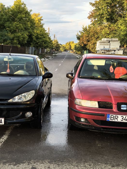 Peugeot 206cc , Seat Leon 1m