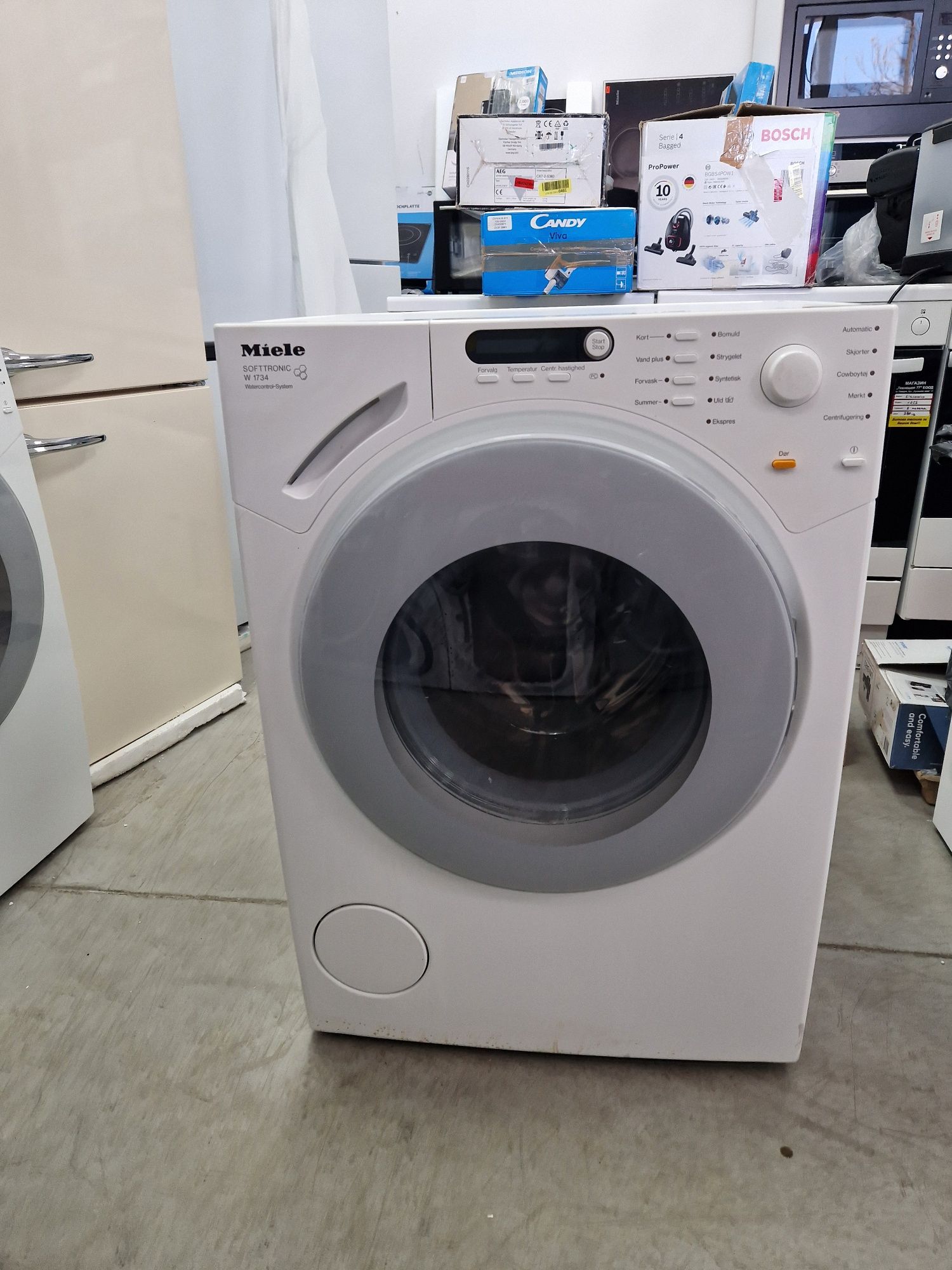 Пералня Miele W1734 пчелна пита