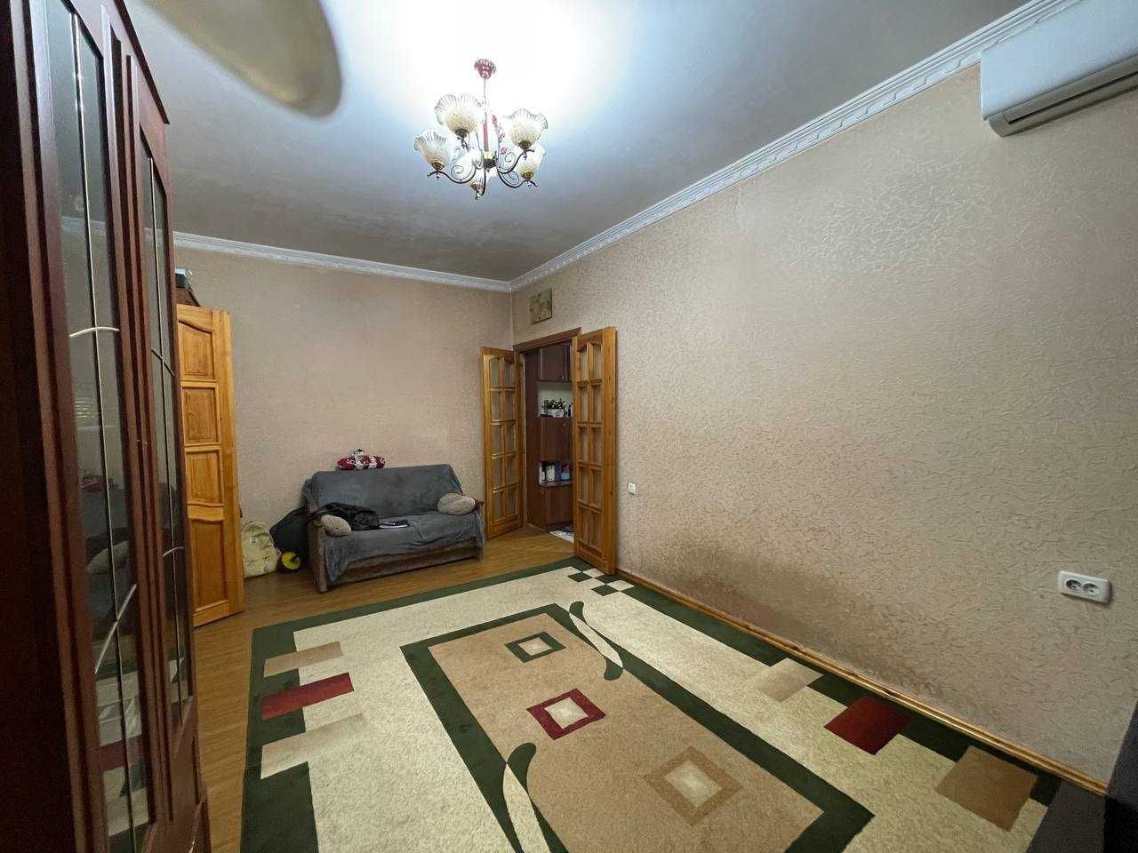 Продаю квартиру 1 комнатную Яшнабадский район Кадышева(157344)