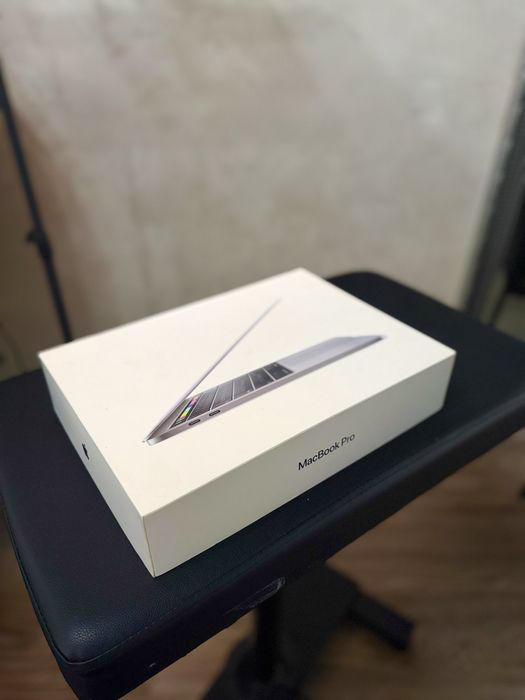 Macbook Pro 13inch 2019 full box conditie ca nou