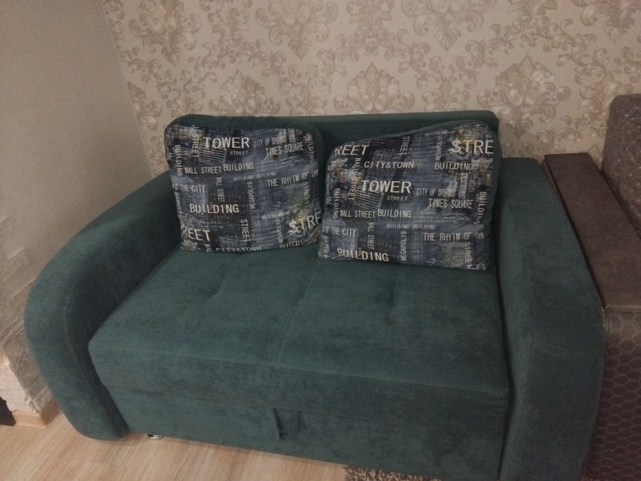 Продам диван в хорошем состоянии
