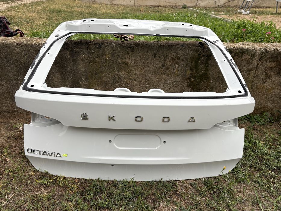 Заден капак / Врата багажник за Шкода Октавия 4/ Skoda Octavia IV