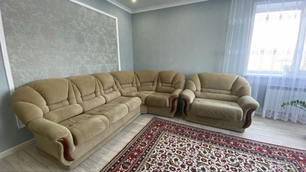 Угловой диван+мини диван