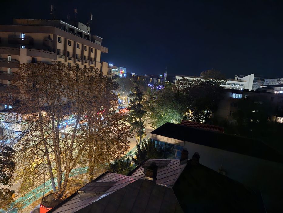 Vând apartament 2 camere pietonalul Unirii...