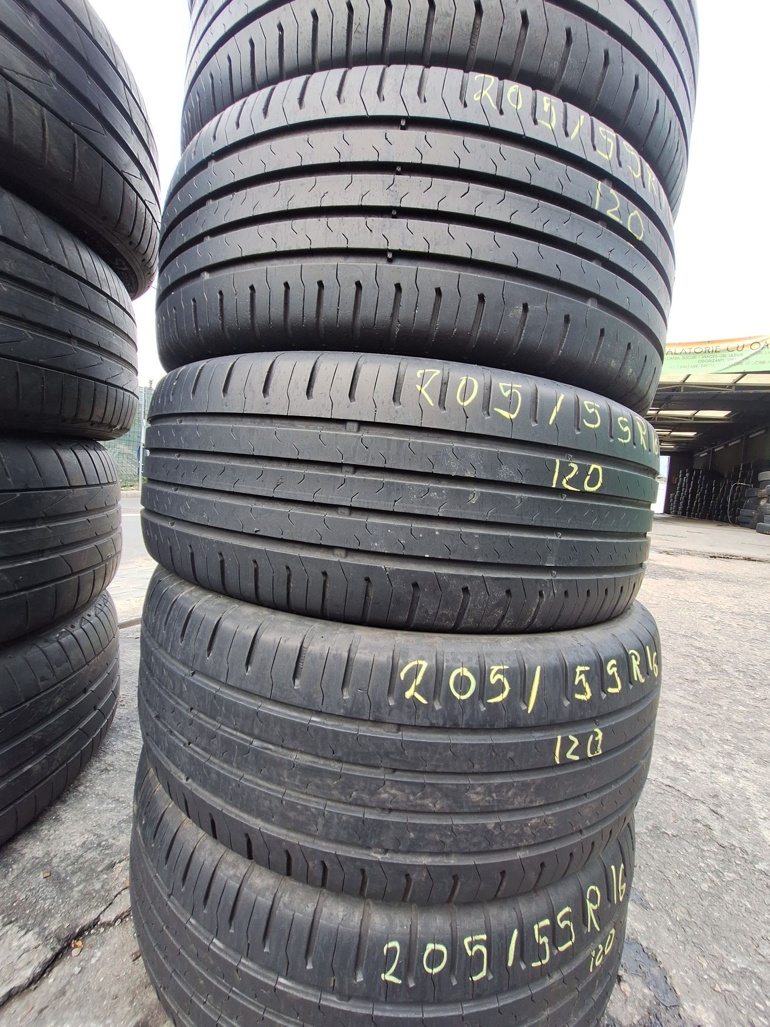 2, 4  anvelope vara 205/55r16 Continental      Montaj Gratuit