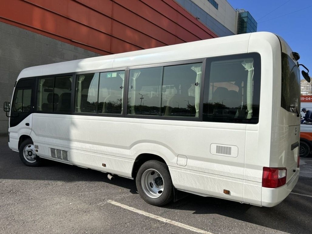 Услуги микроавтобуса 20-21 мест Тойота Костёр Комфорт и Безопасность