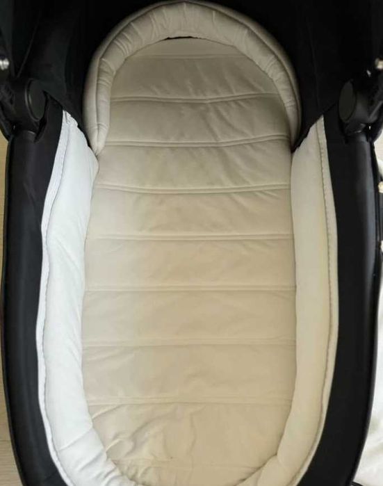 Коляска Cybex Priam IV 3 в 1 by Jeremy Scott Wings