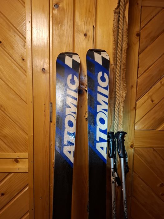 Skiuri Echipament ski Oferta Ieftin