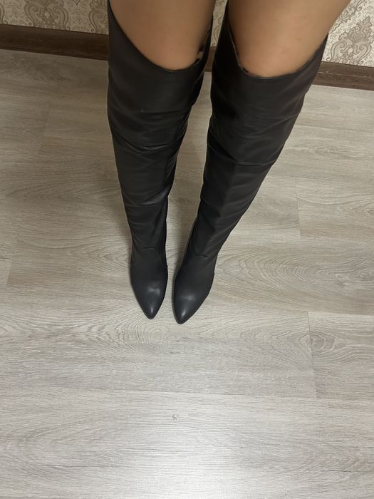 Сапожки Stuart Weitzman