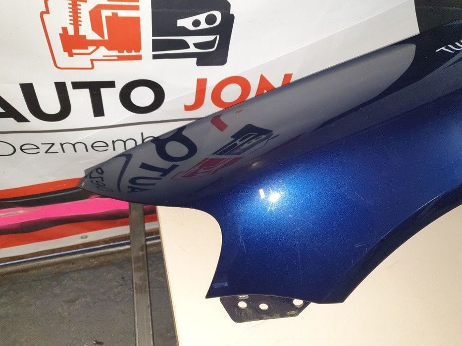 Aripa  stanga fata VOLKSWAGEN TOUAREG 7LA, 7L6, 7L7 2002 - 2013 3.0 V6 TDI