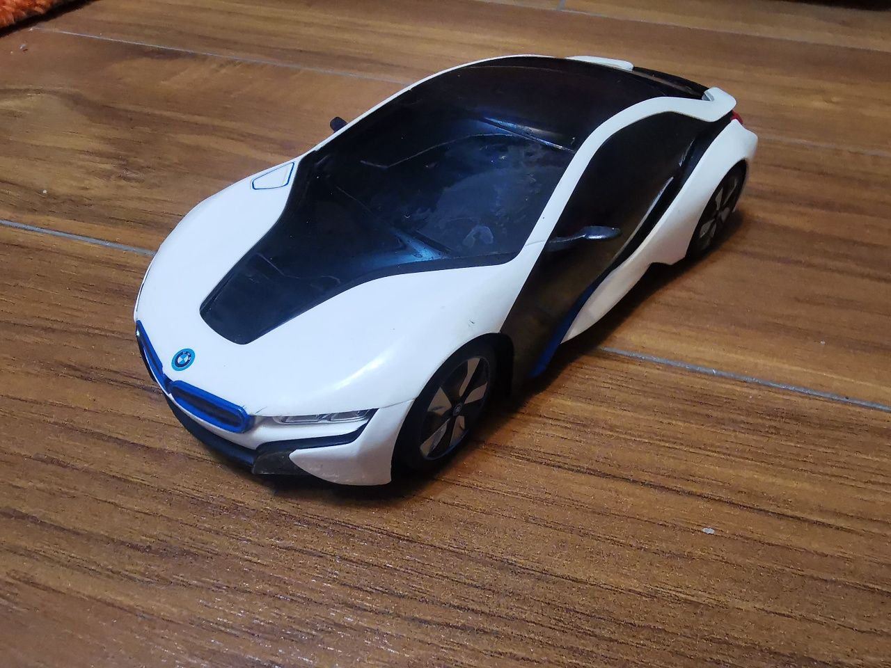 Macheta BMW I8 1:24