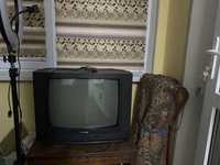 Телевизор 1999 года