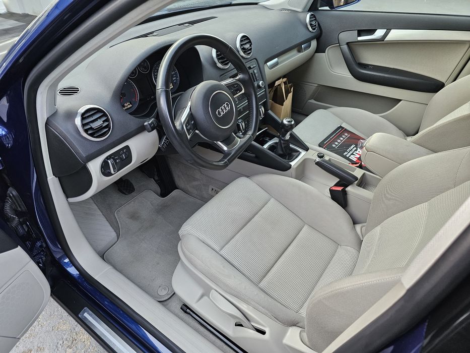 Vând Audi A3 2012, Sportback, 1.6 tdi al doilea proprietar