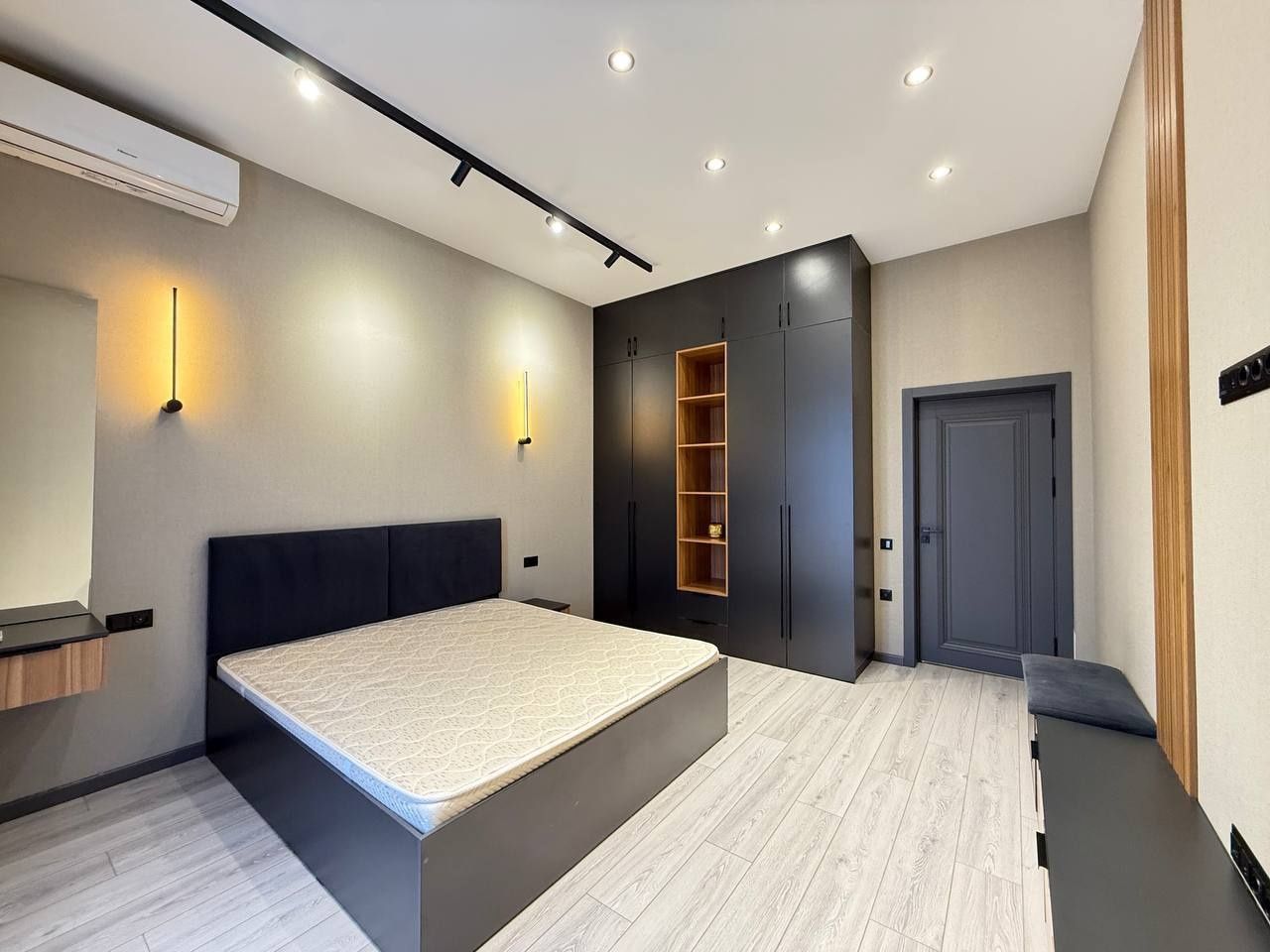 Продается 3х ком квартира, ЖК Мухташам, ор-р: инст.Финансов, 95 м²