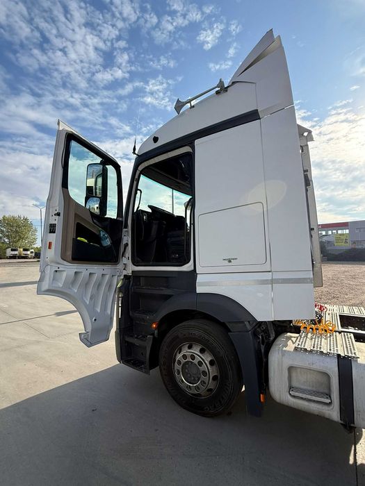 Cap tractor Mercedes Actros - Damaco Logistic