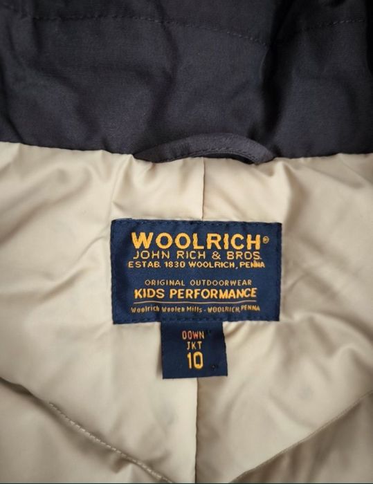 Geaca iarna puf și pene  Woolrich 10-11 ani