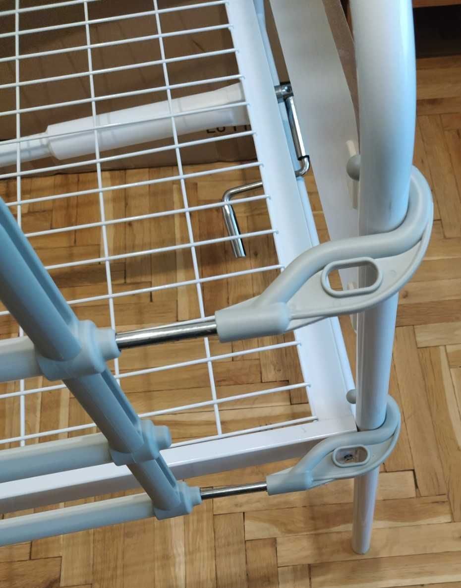 Болнично легло със страница
