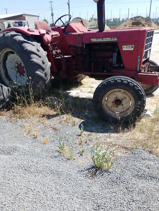 Tractor International 640