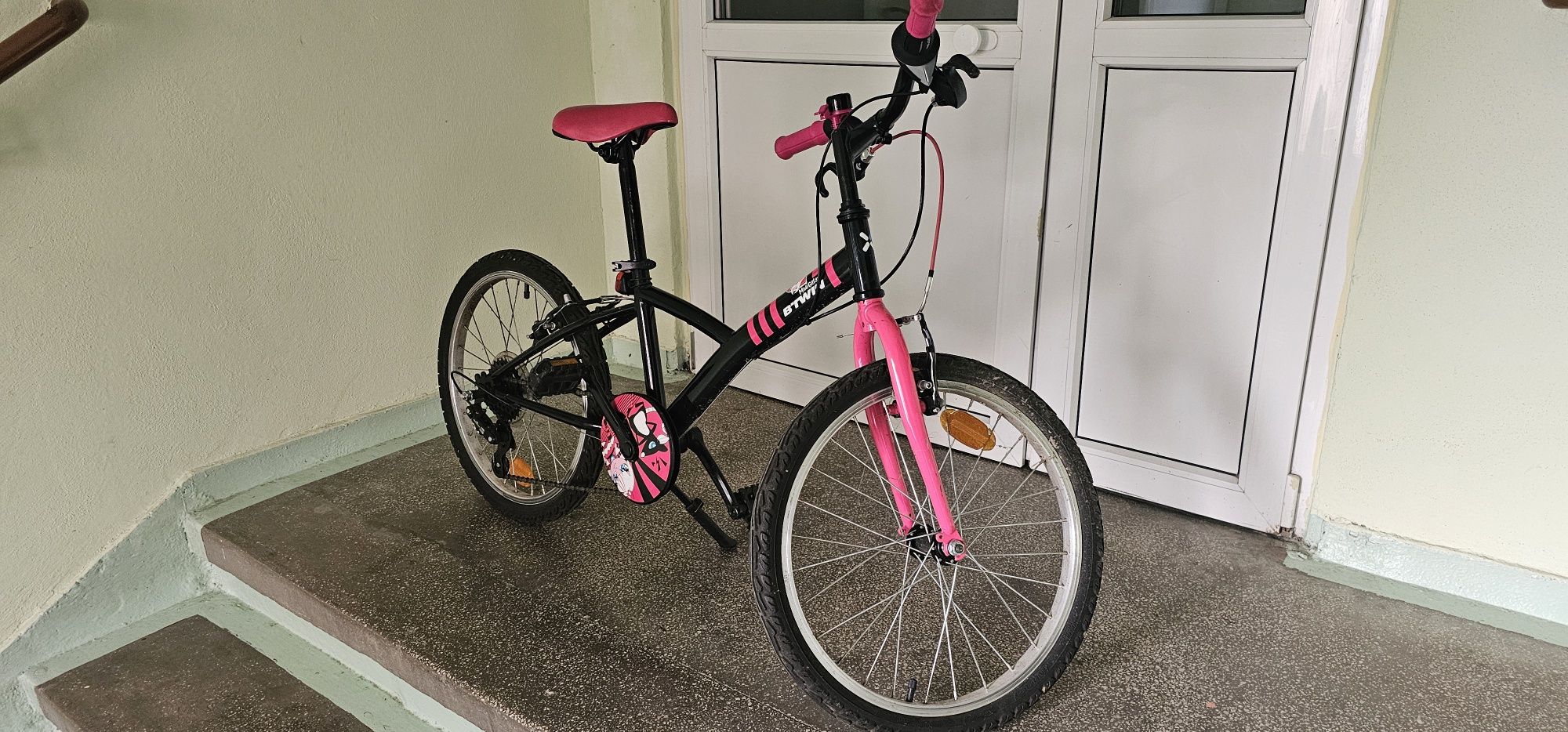 Bicicleta pentru fetite 20 inch