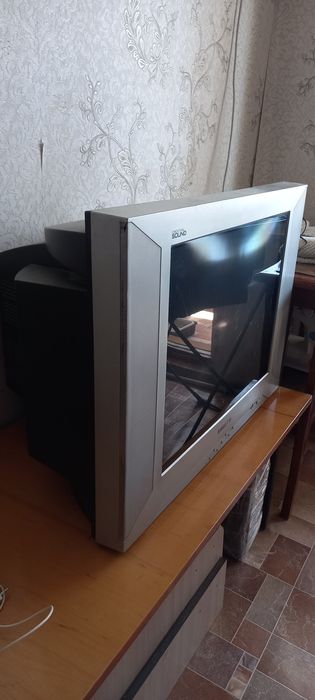 Телевизор Аkira,б/у,в рабочем состоянии