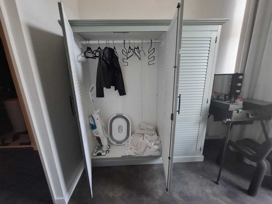 Set complet mobila dormitor: stare buna