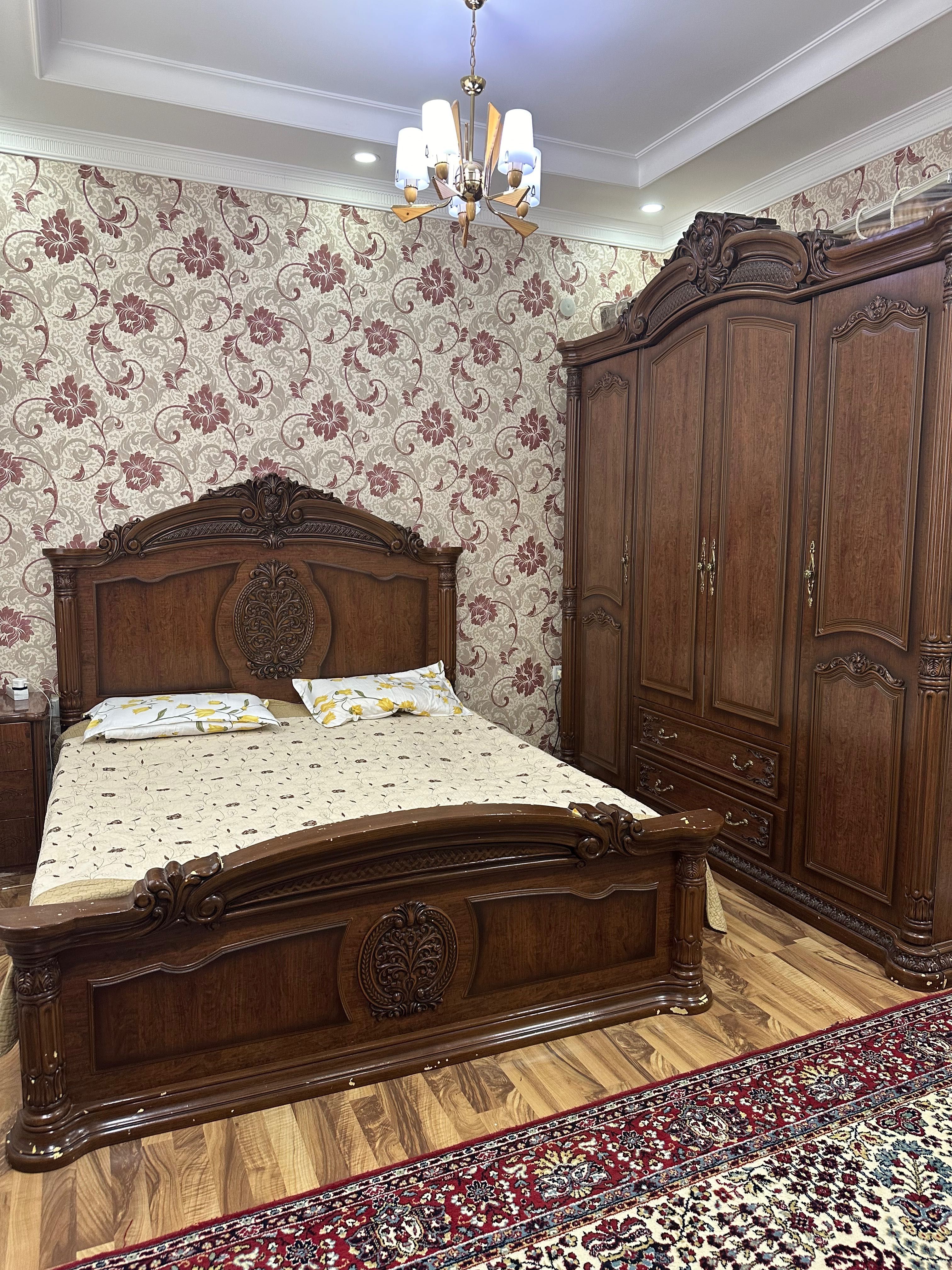 Спальная мебель,