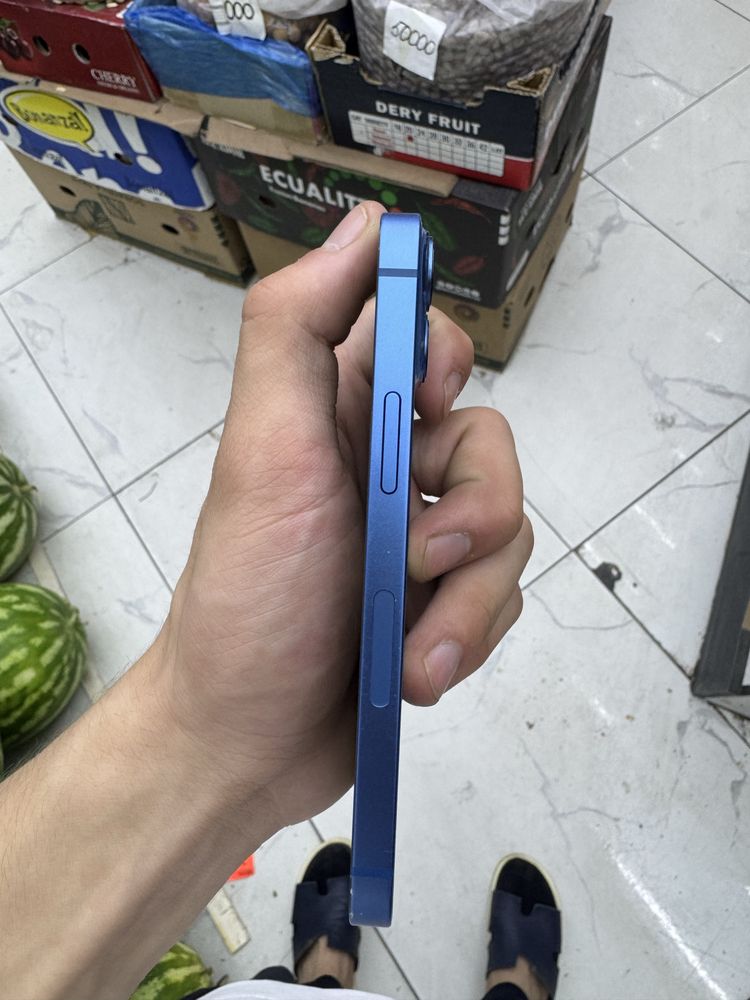 Iphone 13 mini srochna sotildii!!