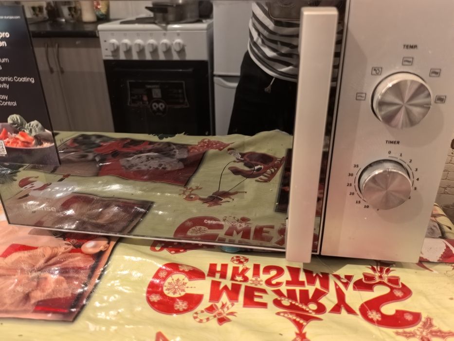 Продам микроволновку