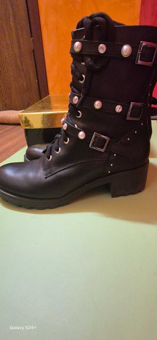 Разкошни боти естествени материали