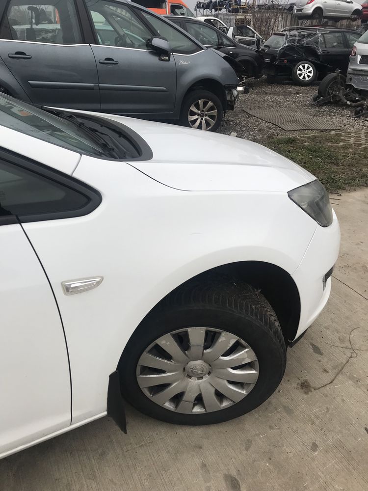 Piese din Dezmembrari Opel Astra J 1.7 cdti A17DTS an 2014 Break