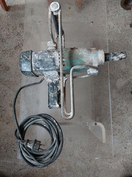 Vand Mestecau /Mixer Material Collomix