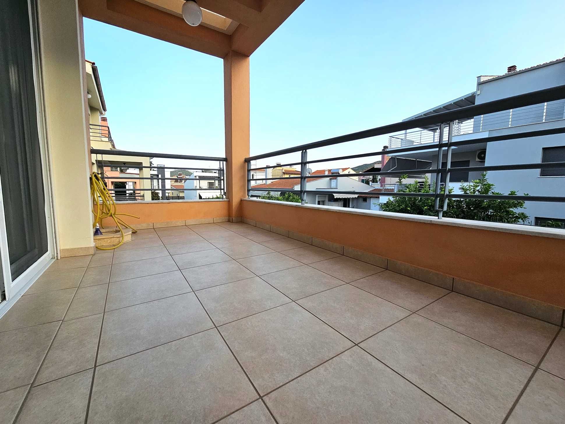 ПРОДАВА се самостоятелна къща 182кв.м в Хераклица, Кавала (код 8027)