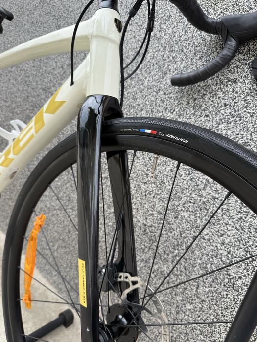 TREK DOMANE AL4 Gen 4 ERA White Шосеен велосипед 2024г. ПЕРФЕКТЕН