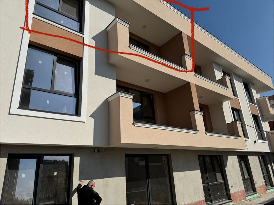 Двустаен  с  гараж