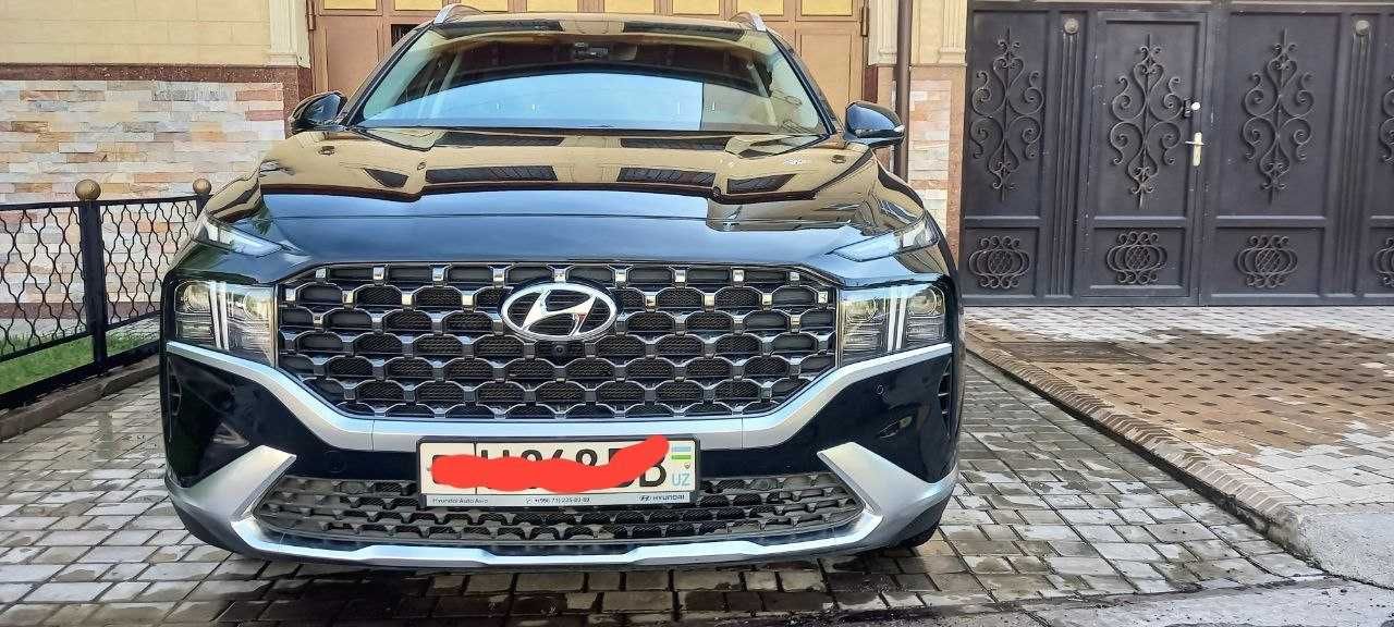 Продается Hyundai Santa Fe 2.5 AT 4WD High-Tech 7 мест