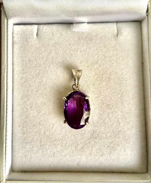Pandantiv din argint cu ametist