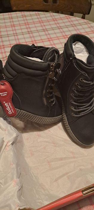 Зимни боти,нови,в кутията
