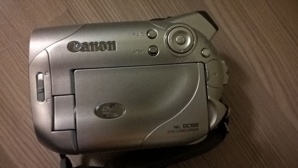 Camera video Canon dsc100