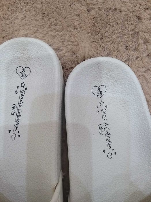 Papuci de plaja marimea 3 uk