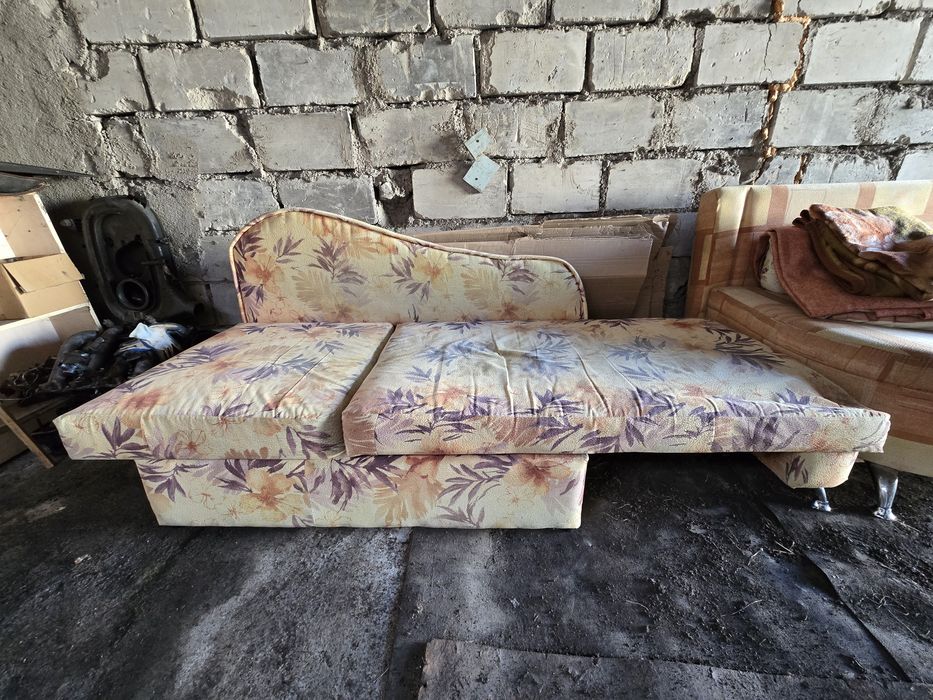 Продам мягкий уголок