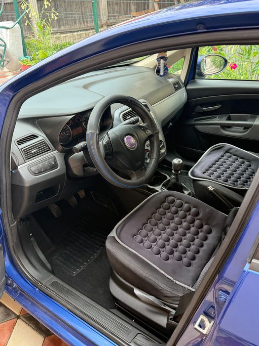 Fiat punto de vanzare